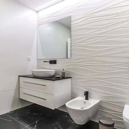 Outstanding Santos Spacious 2 Bedroom W Ac Apartamento