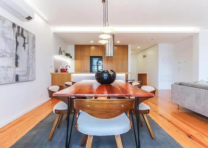 Апартаменты Outstanding Santos Spacious 2 Bedroom W Ac