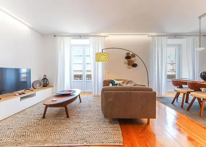 Outstanding Santos Spacious 2 Bedroom W Ac Лиссабон