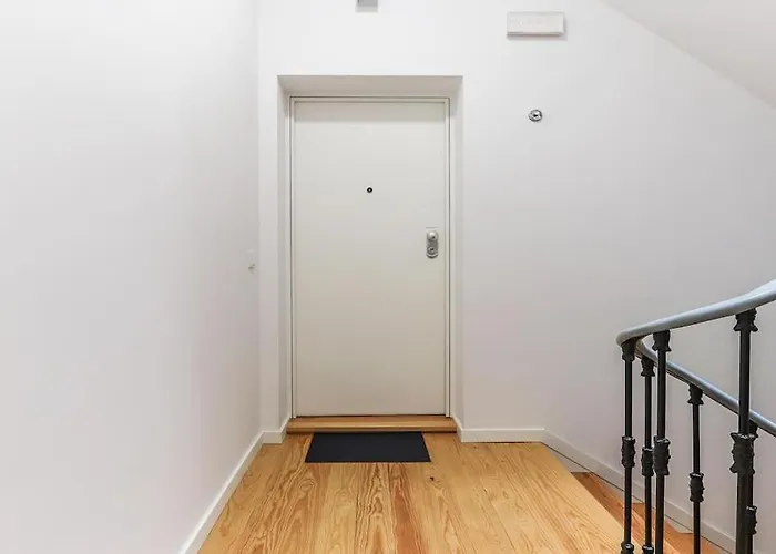 Апартаменты Outstanding Santos Spacious 2 Bedroom W Ac *