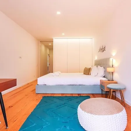 Outstanding Santos Spacious 2 Bedroom W Ac Apartmán Lisboa
