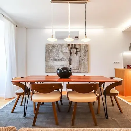 Outstanding Santos Spacious 2 Bedroom W Ac 아파트